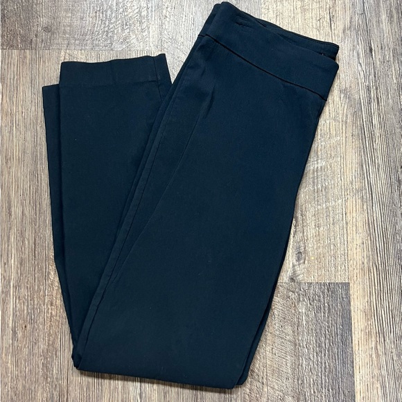 Navy Blue Harve Benard Stretch Capri Khakis Size 8 - Picture 2 of 5